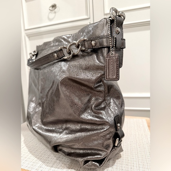 🩶 SOLD - Coach Brooke Metallic Pewter Silver Hobo Tote Bag - Picture 6 of 17